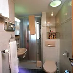Walliserhof-leukerbad-therme فندق لوكباد