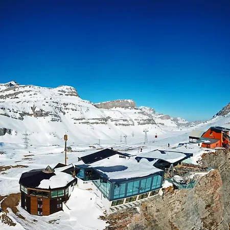 Walliserhof-leukerbad-therme Loèche-les-Bains