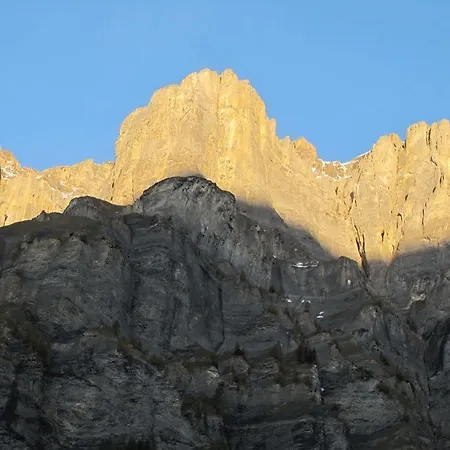 ホテル Walliserhof-leukerbad-therme 3*