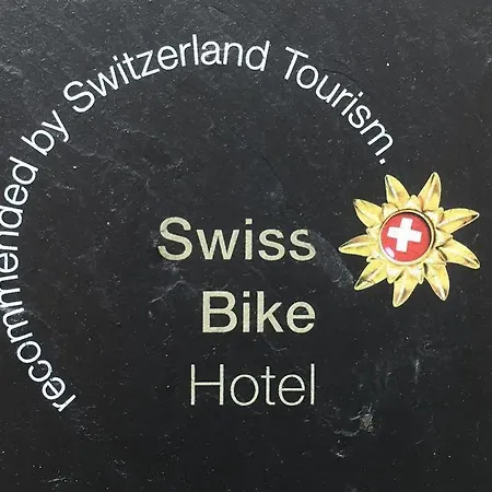 Walliserhof-leukerbad-therme ホテル ロイカーバード