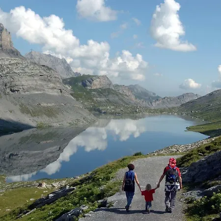 Walliserhof-leukerbad-therme ホテル 3*